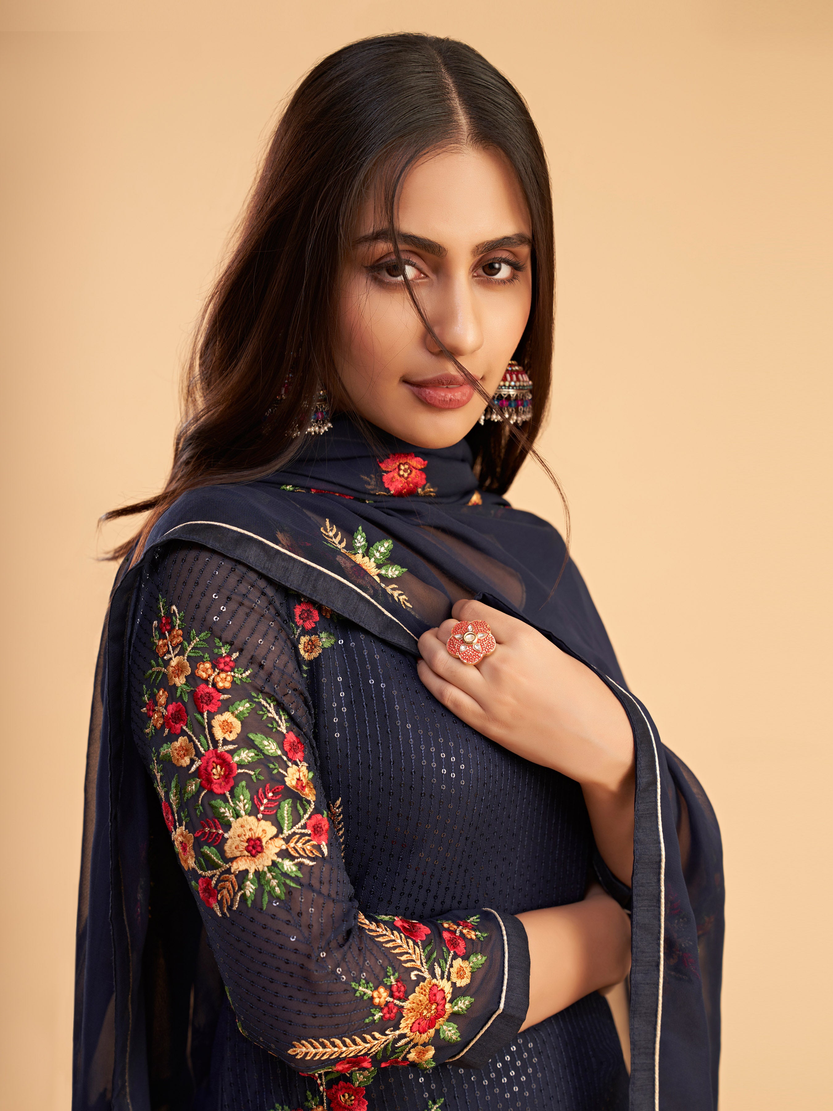 Alizeh Zaida 2053 Pakistani Salwar Suit